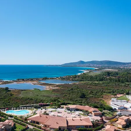 Janna E Sole Szálloda Budoni